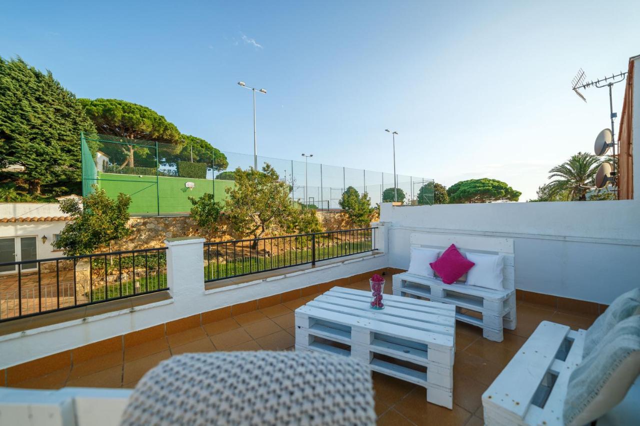 Apartamentos Costa Brava Las Vistas Sant Feliu de Guíxols Ngoại thất bức ảnh